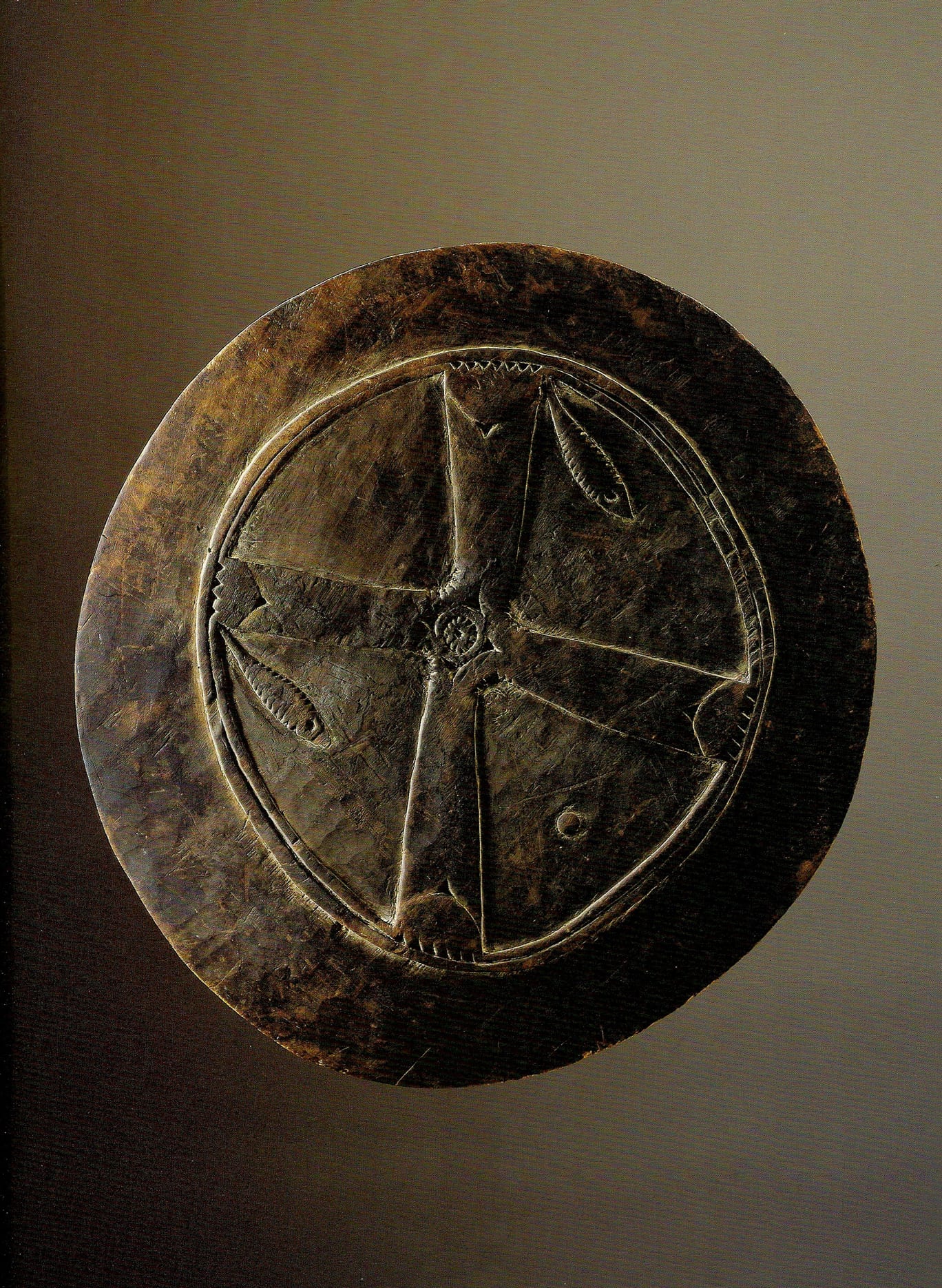 An Astrobale Bay War Shield